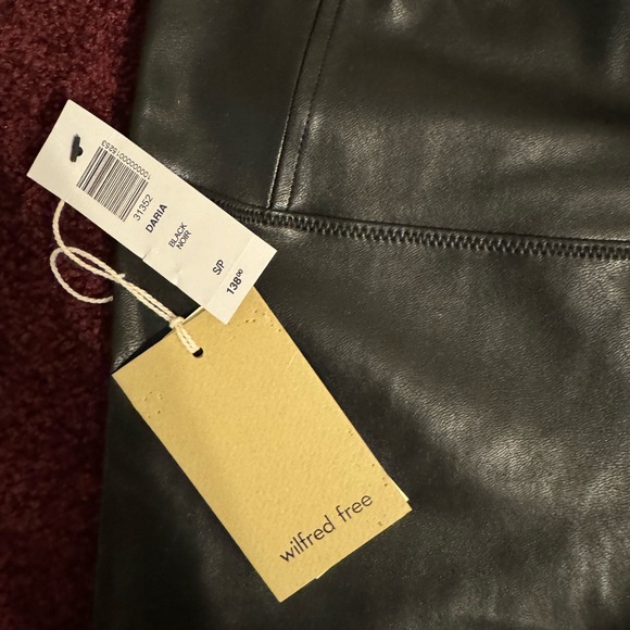 Pleather leggings - Picture 2 of 2